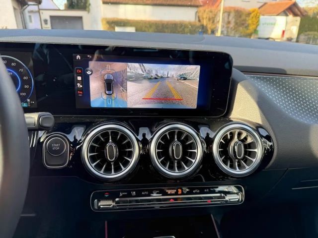 Mercedes-Benz EQA 300 4MATIC Progressive