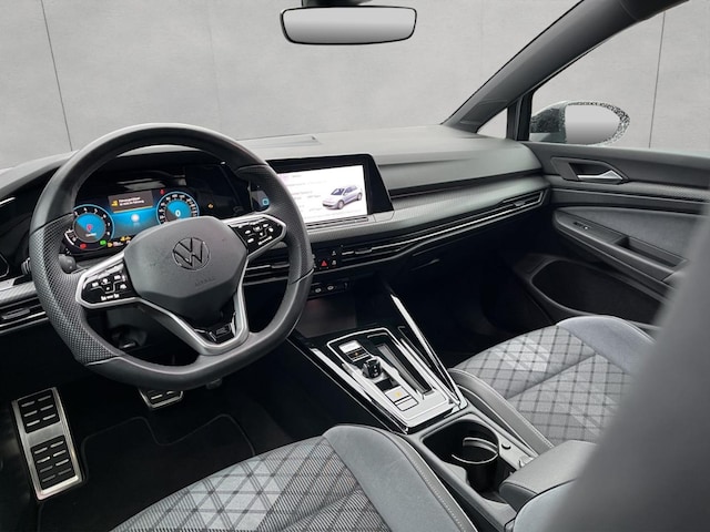 Volkswagen Golf 1.5 eTSI DSG Golf VIII R-Line