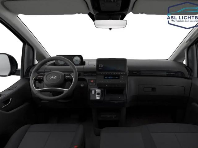 Hyundai Staria Trend