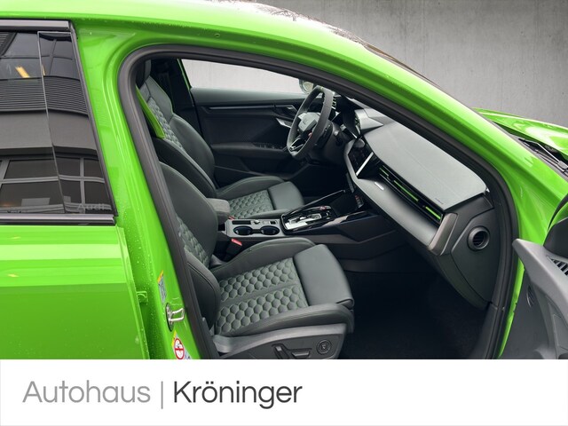 Audi RS3 Quattro S-Tronic Sedan