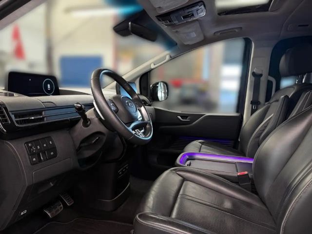 Hyundai Staria Signature Vierwielaandrijving