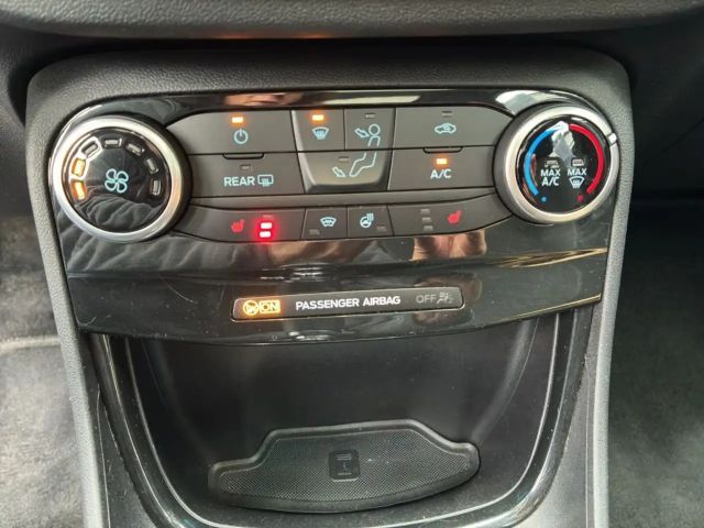 Ford Puma EcoBoost Titanium