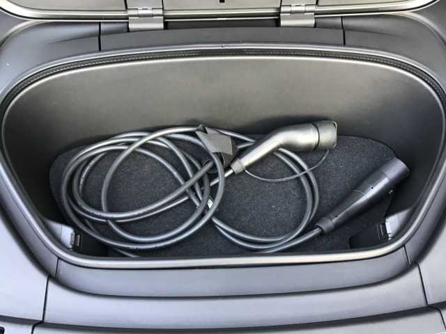 Volvo XC40 Core Recharge