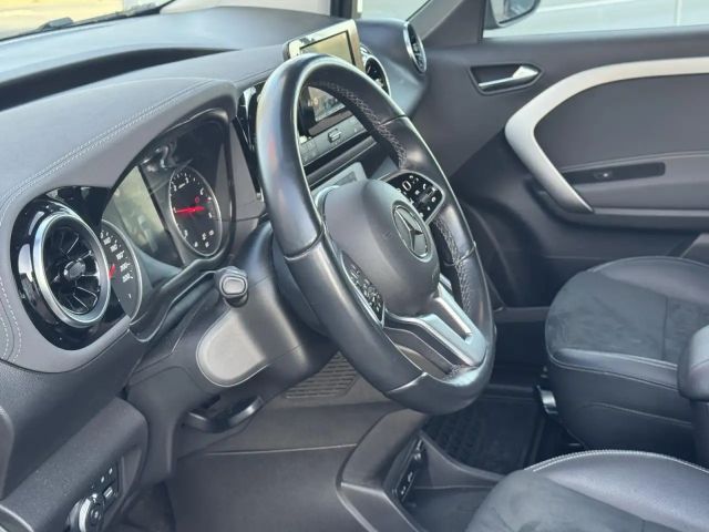 Mercedes-Benz T 180 Sedan