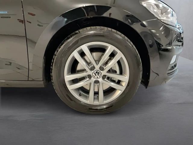 Volkswagen Touran DSG