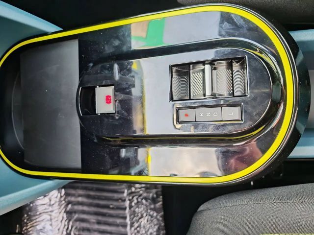 Fiat Grande Panda Hybrid ICON 1.2 eDCT Klima-PDC-LED-LED Pixellicht