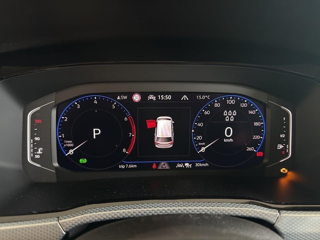 Volkswagen Touran 1.5 TSI DSG R-Line