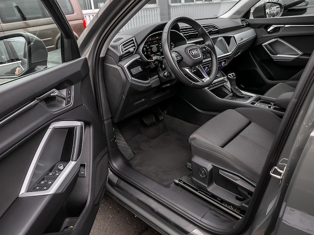 Audi Q3 35 TFSI S-Tronic