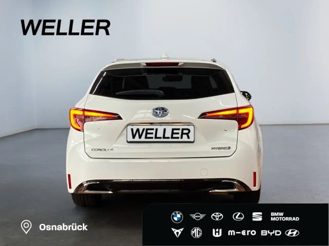 Toyota Corolla Hybride Team D