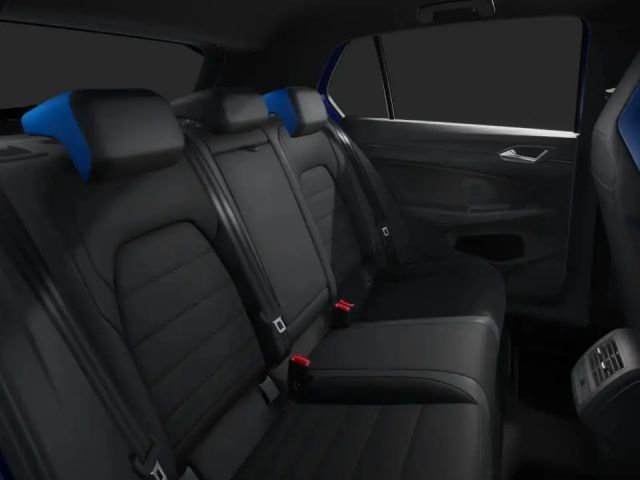 Volkswagen Golf R BLACK EDT. AKRAPOVIC PANO LEDER