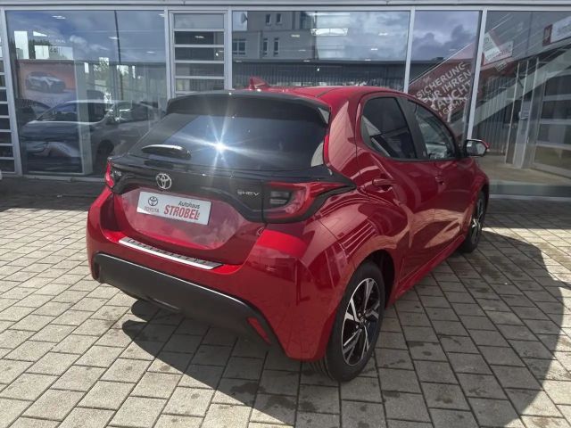 Toyota Yaris Hatchback Hybride VVT-i
