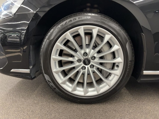 Audi A8 60 TFSI Hybride Lang Quattro