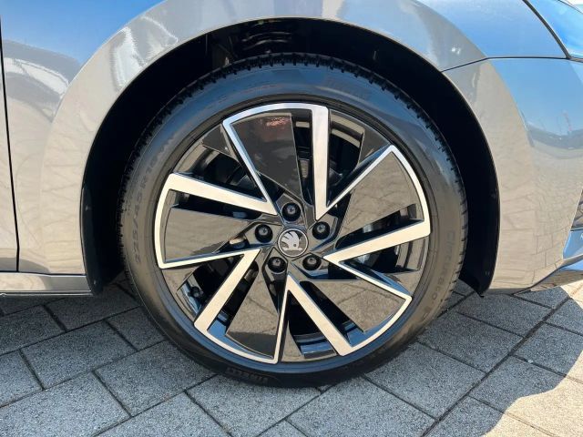 Skoda Octavia 1.5 TSI Combi Sportline