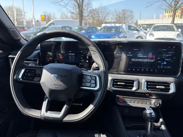 Ford Mustang Fastback GT 5.0 V8