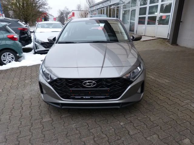 Hyundai i20 AUT. APPLE LHZ SHZ KAMERA KLIMA.