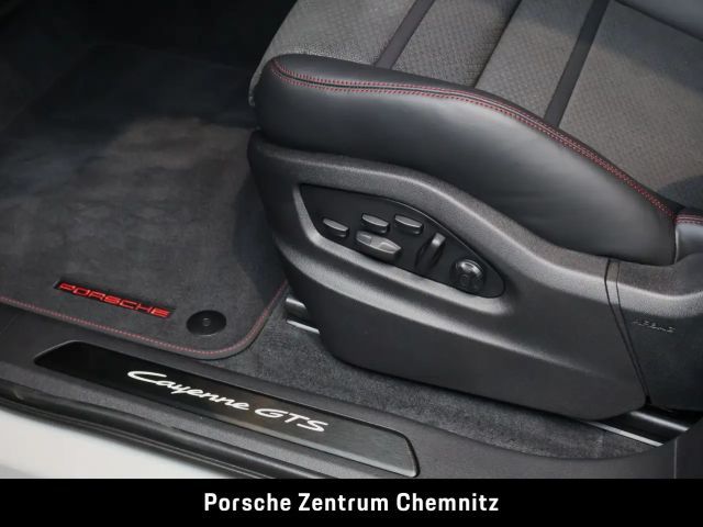 Porsche Cayenne 4 Coupé GTS