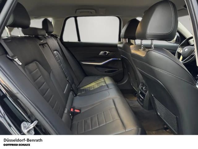 BMW 330 330i Luxury Line Touring