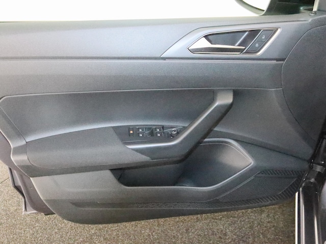 Volkswagen Taigo 1.0 TSI R-Line