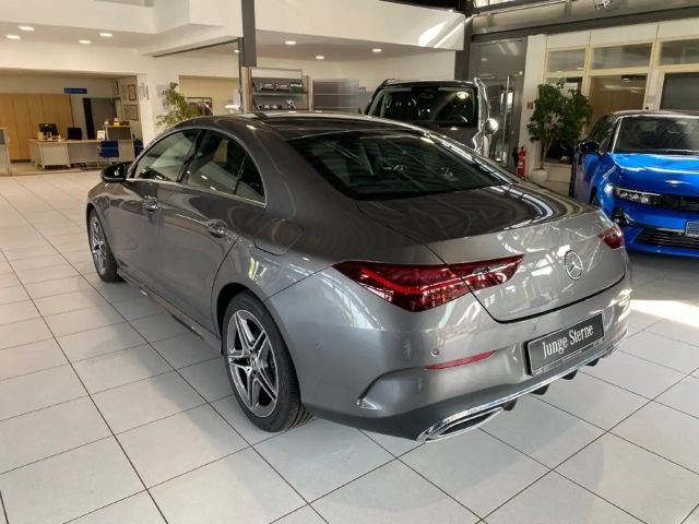 Mercedes-Benz CLA 200 AMG Line Coupé