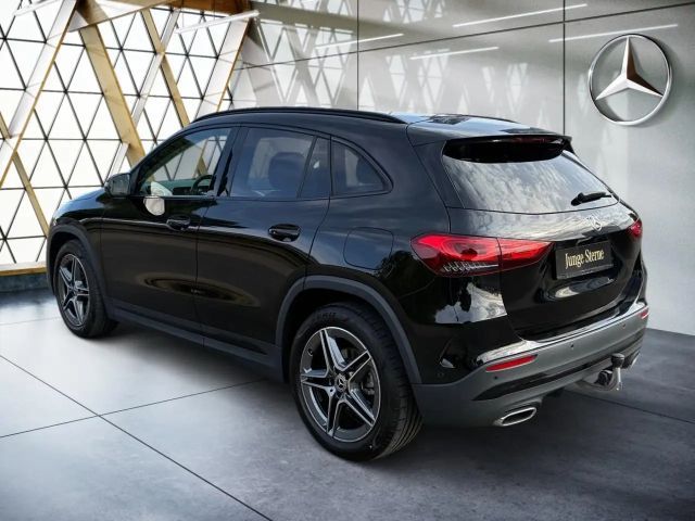 Mercedes-Benz GLA 200 4MATIC AMG Line
