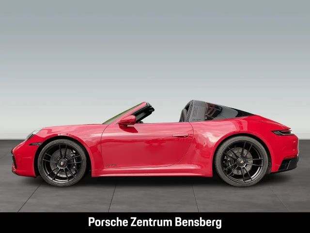 Porsche 992 4 Cabrio GTS Targa