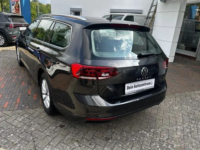 Volkswagen Passat 1.5 TSI Business DSG Variant