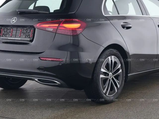 Mercedes-Benz A 180 LENKRADHEIZUNG LED HP USB PAKET