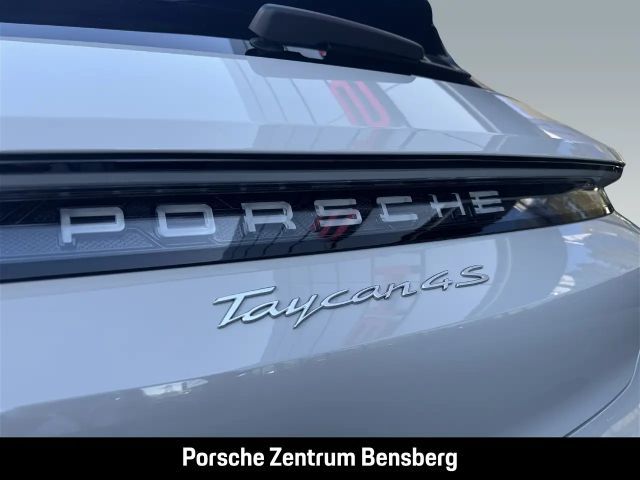 Porsche Taycan 4S Cross Turismo