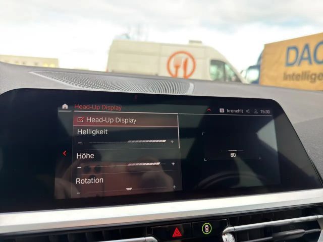 BMW 330 330e M-Sport Touring xDrive