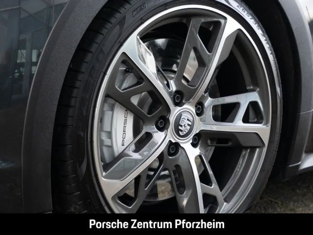 Porsche Taycan 4S Cross Turismo
