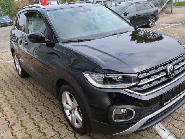 Volkswagen T-Cross Style