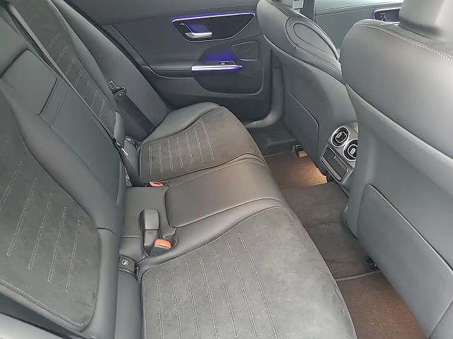 Mercedes-Benz C 200 C 200 d Sedan