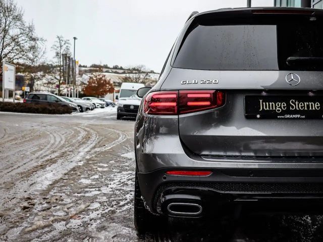 Mercedes-Benz GLB 220 4MATIC AMG Line