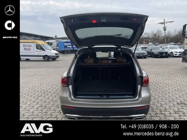 Mercedes-Benz GLC 300 4MATIC AMG Line