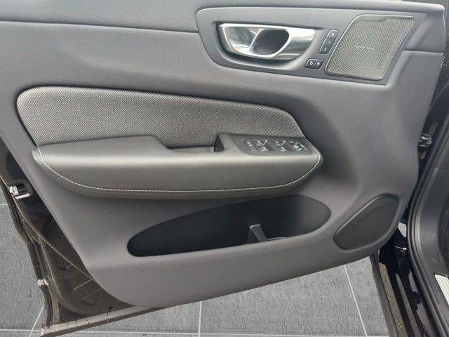 Volvo XC60 AWD Plus T6