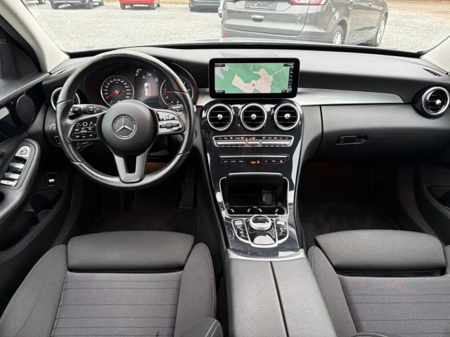 Mercedes-Benz C 220 4MATIC C 220 d Estate