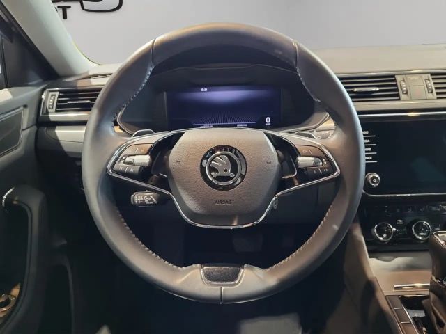 Skoda Superb 2.0 TDI Style Style