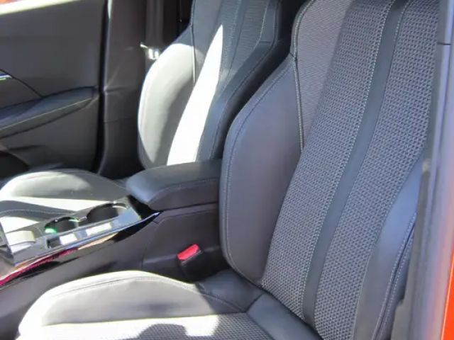 Peugeot E-2008 GT-Line