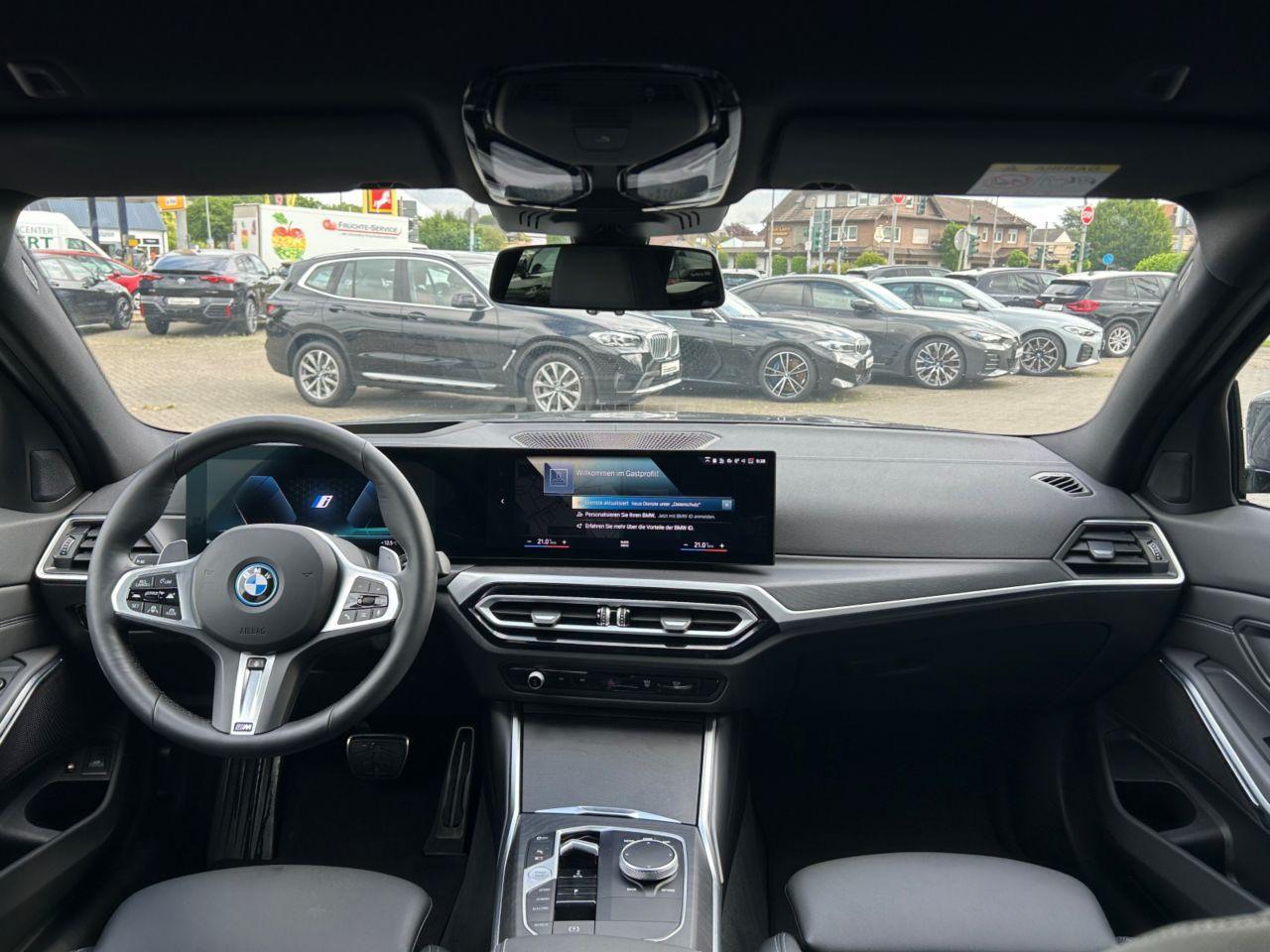 BMW 330 330e Touring