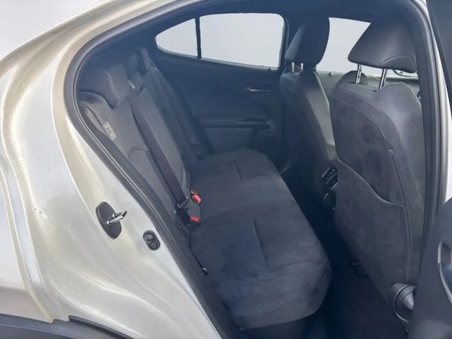 Lexus UX 250h Style Edition