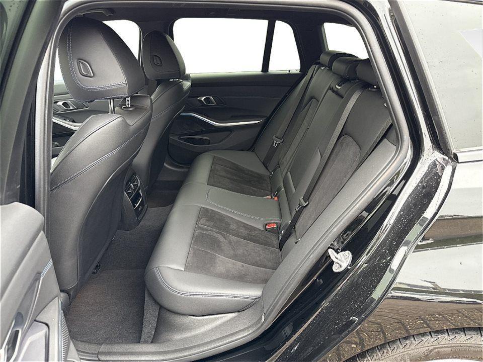 BMW 320 320e Touring