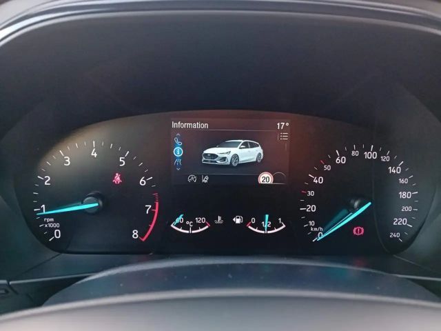 Ford Focus ST Line Wagon