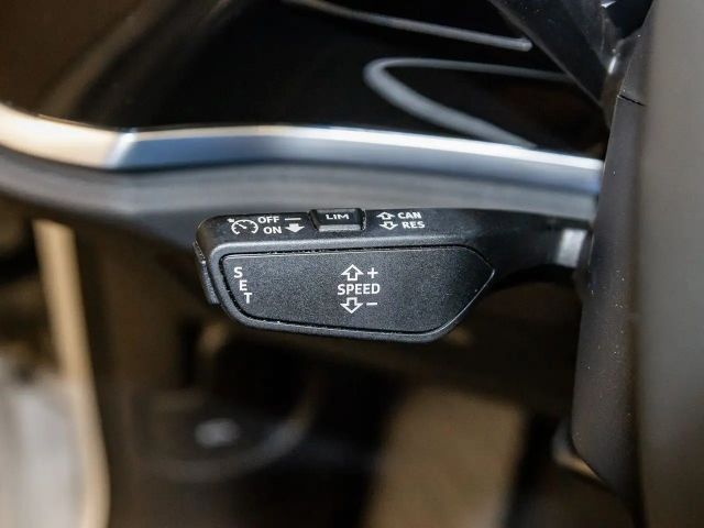 Audi Q3 45 TFSI Ambiente Hybride