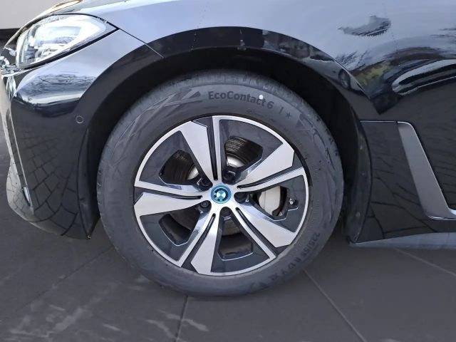 BMW i4 Coupé Gran Coupé Sedan eDrive40