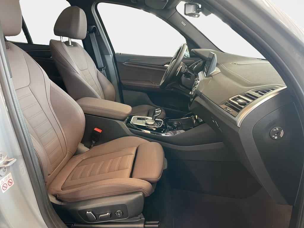 BMW X3 xDrive30i