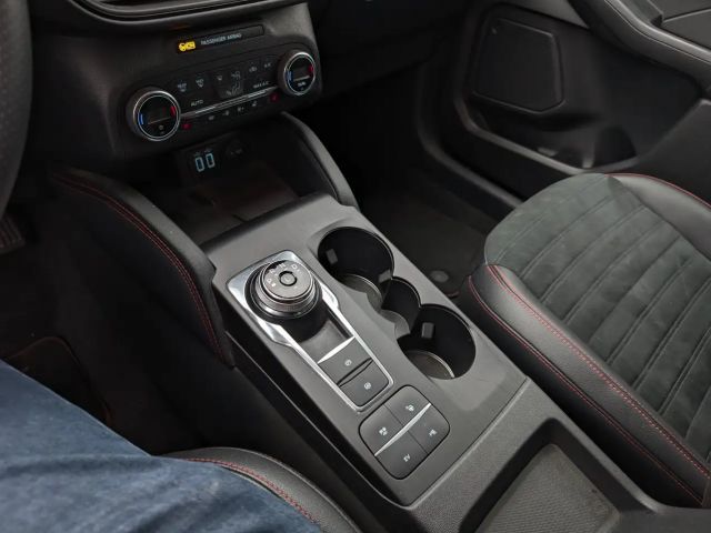 Ford Kuga Plug in Hybrid ST Line X