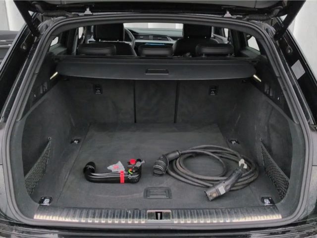 Audi Q8 e-tron 50 Quattro S-Line