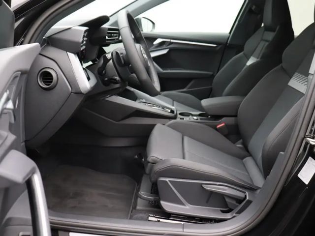 Audi A3 30 TFSI Sedan Sportback