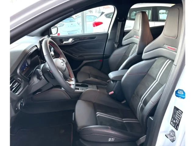 Ford Focus EcoBoost ST Line Wagon