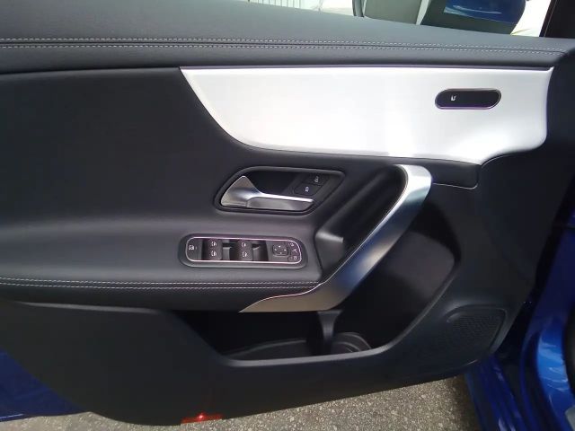 Mercedes-Benz A 180 AMG Line Hatchback